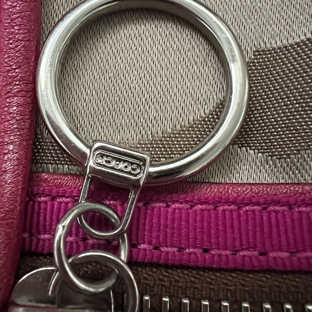 Coach Poppy Signature C Spotlight Tote - Picture 3 of 8